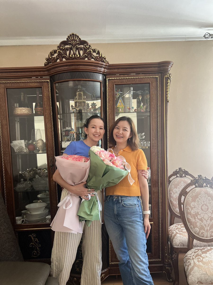 NaziTingting's tweet photo. 近期每周都在组家庭聚会的我及爱人们🥳 https://t.co/qRYm8Ux96L