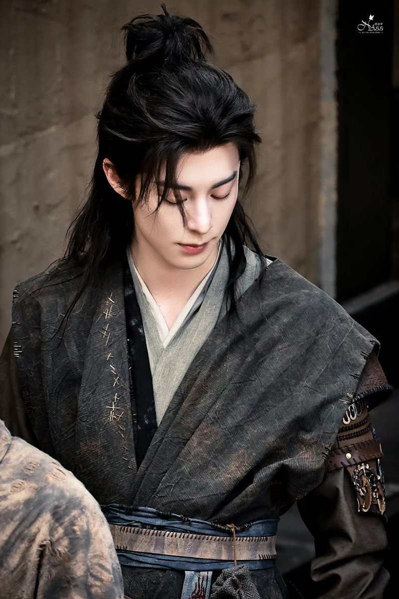 WangHediFolder's tweet image. 250718 #DylanWang as #SongQianji doing the Qianqu scenes 🧑🏻🌾
©️ NASS营业中, ZeroDegree & CraneTrace
#WangHedi #LiveLongandProsper #宋潜机 #王鶴棣