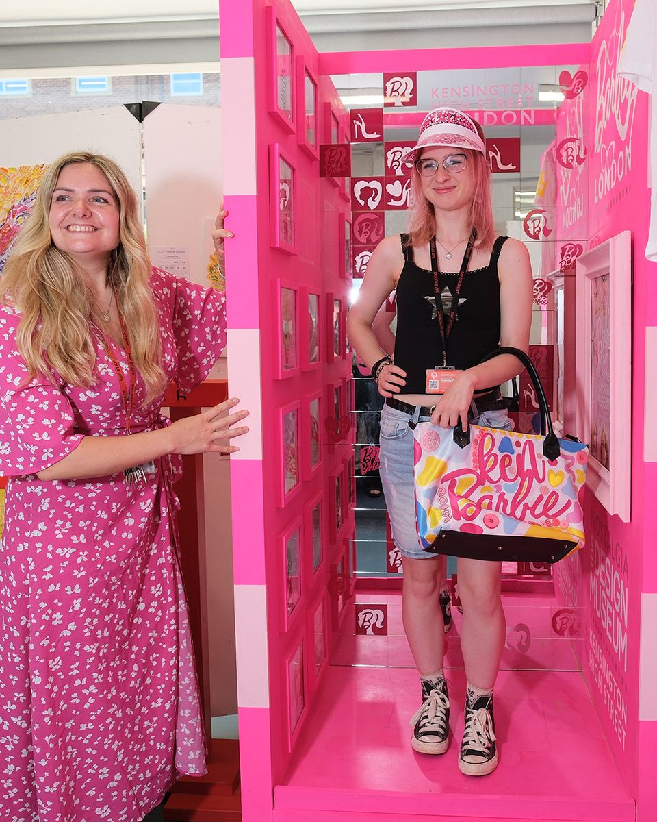 Scarborough 6th Form tweet media