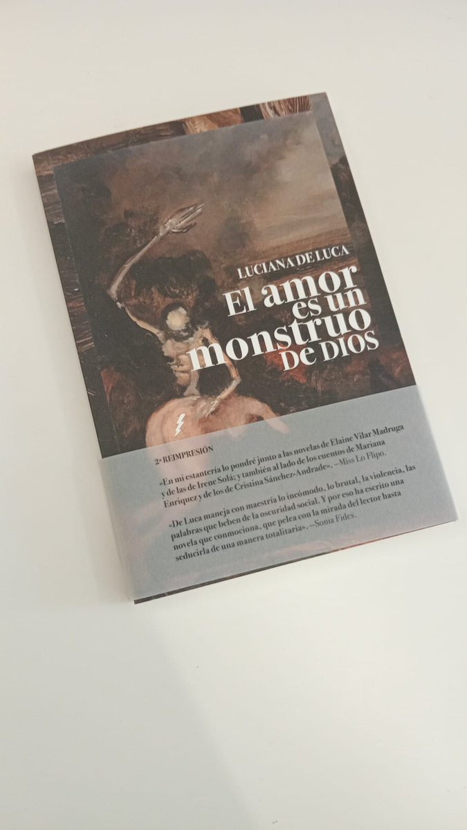 Editorial Barrett (@librosbarrett) on Twitter photo Por aclamación popular hemos tenido que reimprimir este libraco que ha escrito Luciana De Luca (<a href="/xLucianaDeLucax/">LucianaDeLuca</a>)
No dejéis de leer 'El amor es un monstruo de Dios'. Por aclamación popular hemos tenido que reimprimir este libraco que ha escrito Luciana De Luca (<a href="/xLucianaDeLucax/">LucianaDeLuca</a>)
No dejéis de leer 'El amor es un monstruo de Dios'.