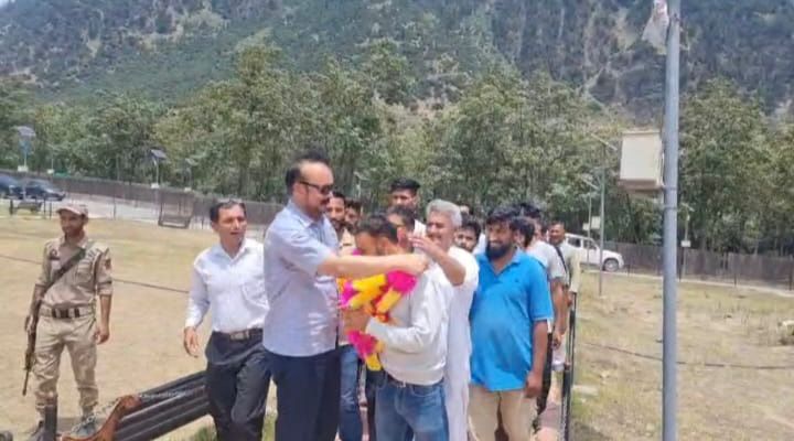 On the directions of YNC Jammu President Janab <a href="/Tejinder013_NC/">Tejinderpal Singh(Aman)NC ੴ ☬ ੴ 🇮🇳</a> Pal Singh Aman Ji, a Youth Convention was held in Paddar by VP Vishal Parihar. Hon’ble Sajjad Ahmed Kichloo Sahab (Former MoS Home) was Chief Guest. Youth from various parties joined NC under his leadership.