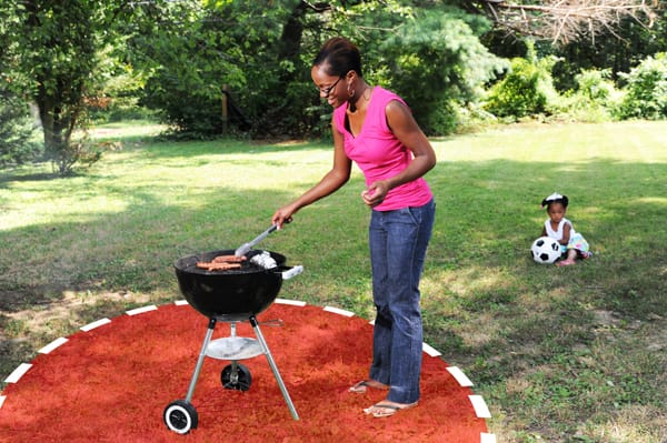 OakGovEM's tweet image. July is National Grilling Month. Here are some tips to stay safe while grilling:
🔥Open your gas grill before lighting
🔥Keep an eye on your grill, don’t walk away when it is lit
🔥Place your grill away from siding, deck railings & out from under eaves & overhanging branches