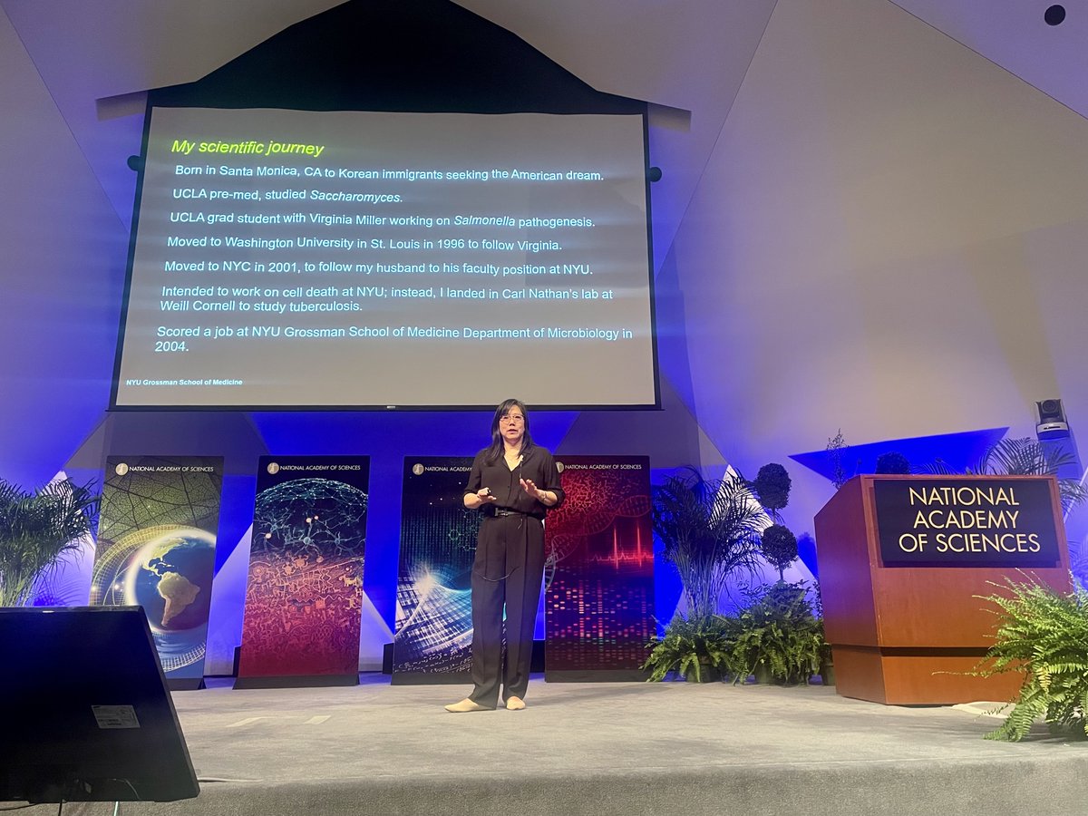 theNASciences's tweet image. What has evolution taught us about immunity? 🧬🦠 #NASmember K. Heran Darwin of @nyugrossman explores how Mycobacterium tuberculosis has shaped human defenses—and what this means for future cures. Watch her Research Briefing at the #NAS162 annual meeting: ow.ly/zAeO50WpW8r