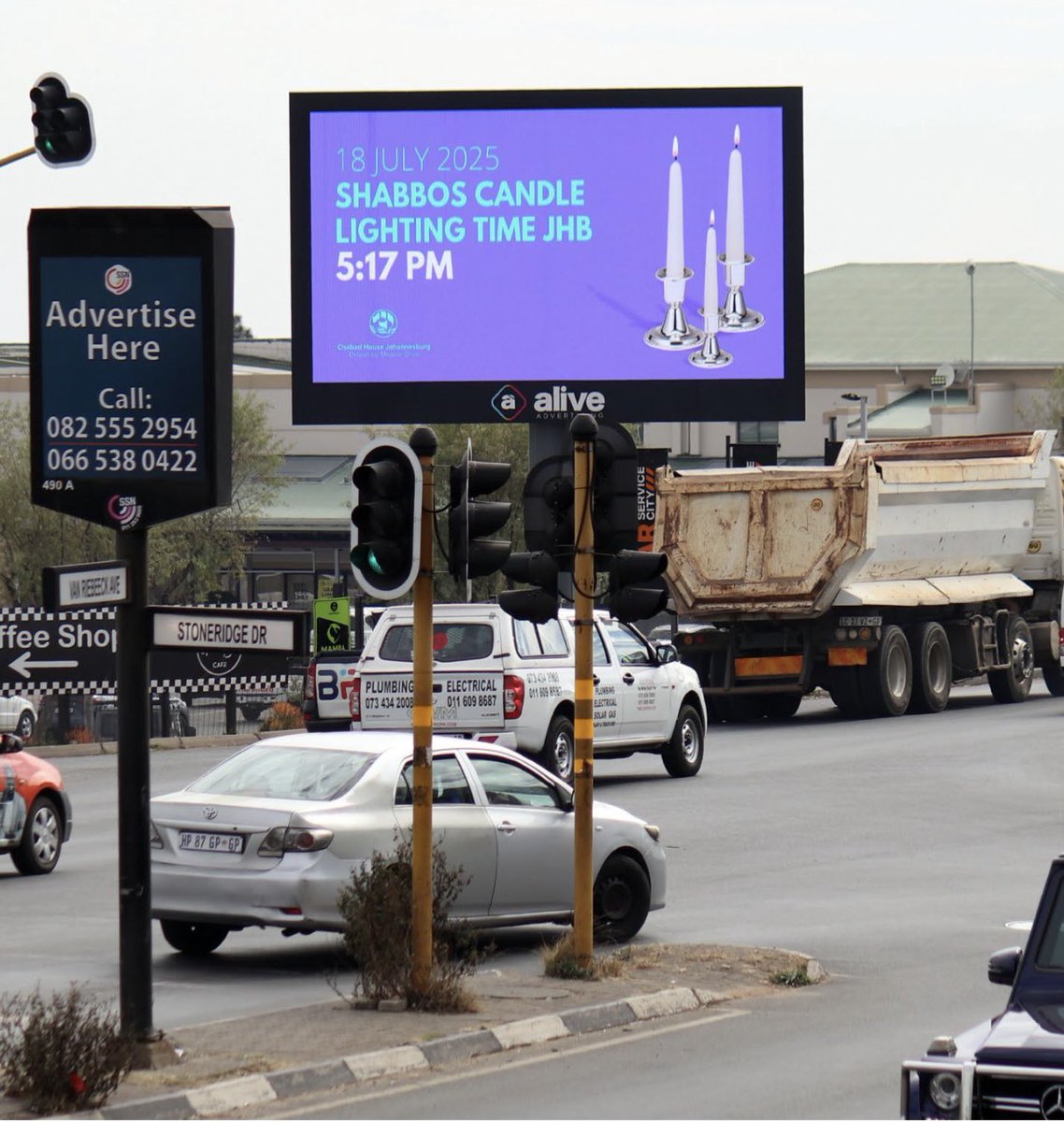 DavidHMasinter's tweet image. JHB Candle Lighting