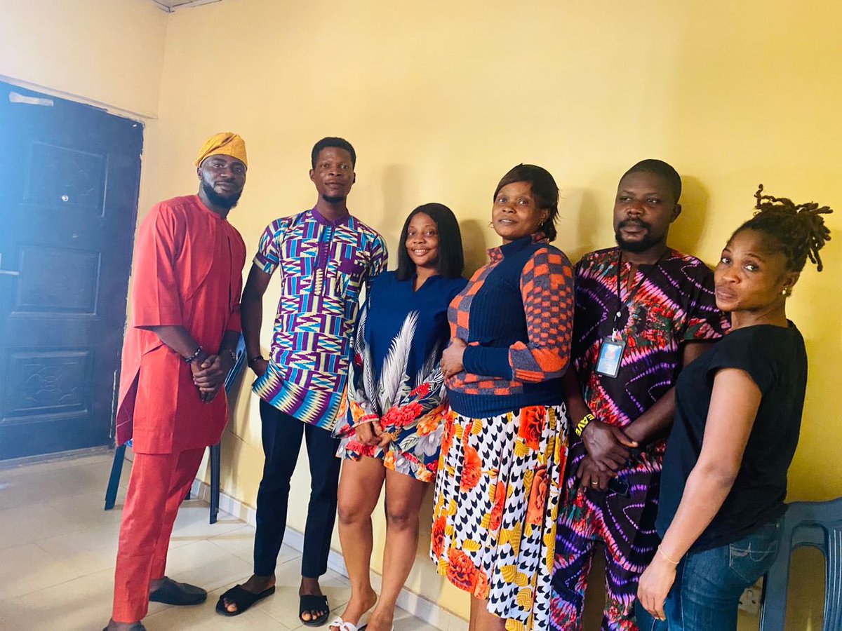 Obasogie83's tweet image. And it was a beautiful Friday treat from our most Precious Chef @ptreatshaven.
Thanks for the packages @budgetTVAfrica