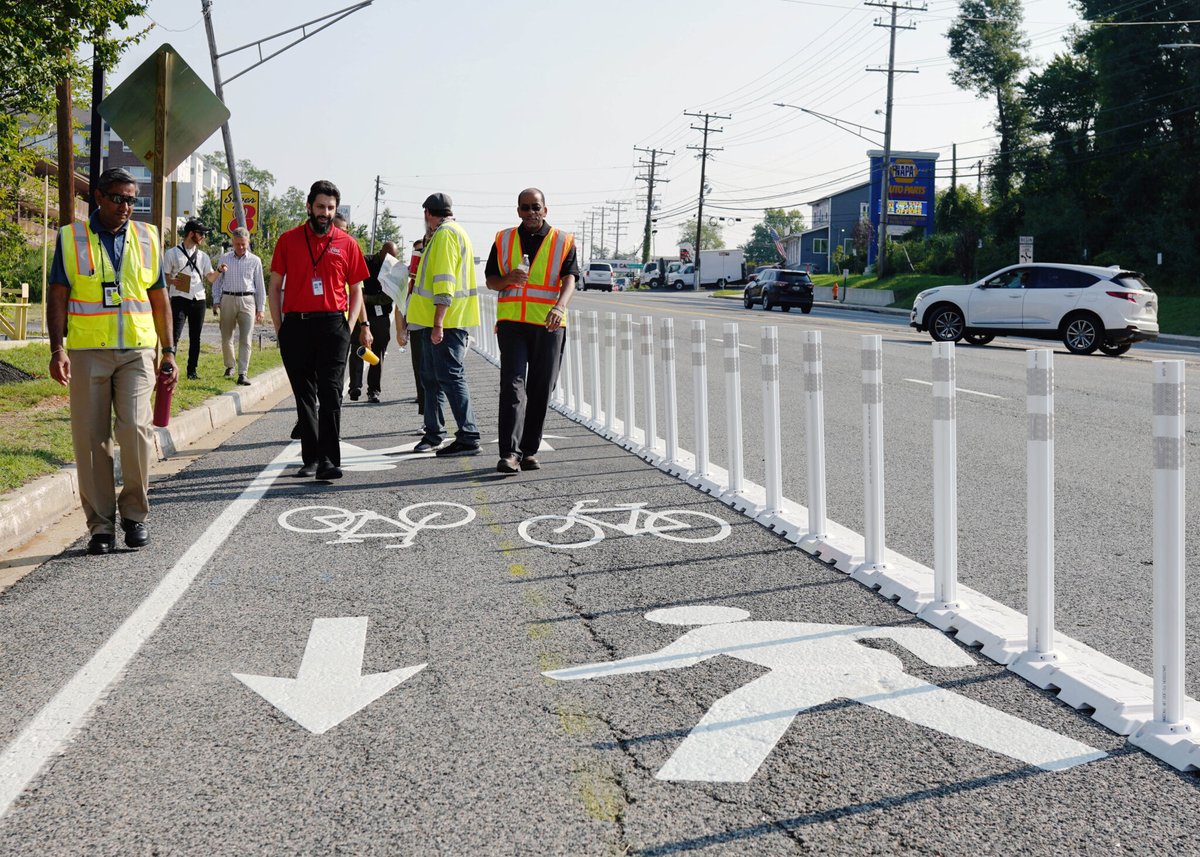 completestreets's tweet image. As the #CompleteStreets movement evolves, the way we evaluate policies needs to do the same 🌱🪴🌳
With that in mind, we've updated the standard policies have to meet to earn the title of Complete Streets 🏆✨
Learn more ⤵️
loom.ly/uVOezL4