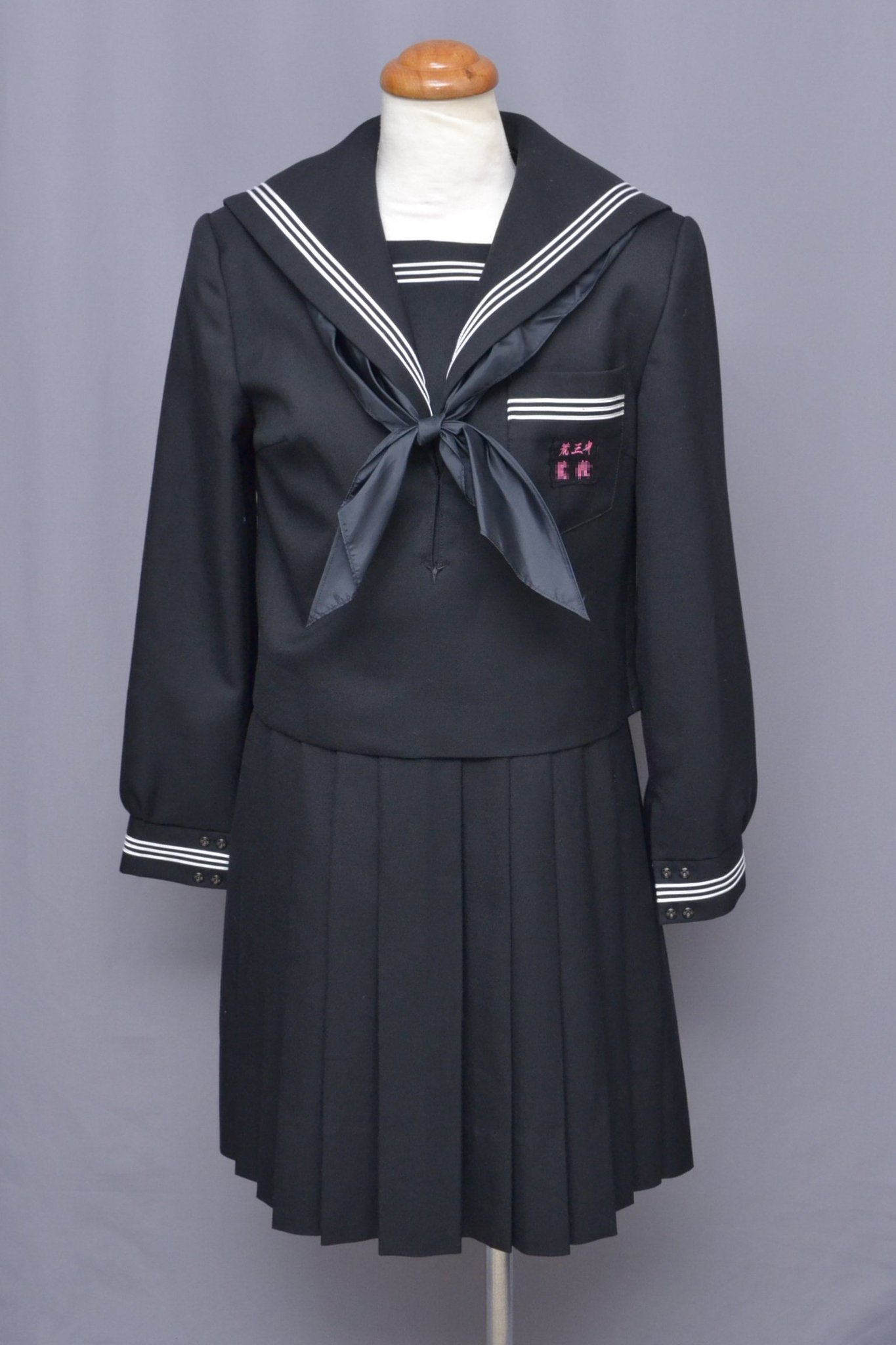 新春SALE♡可愛いお洋服おまとめ売りです⭐︎ Available now for preorder! 👯‍♀️Use code SISTERS for free