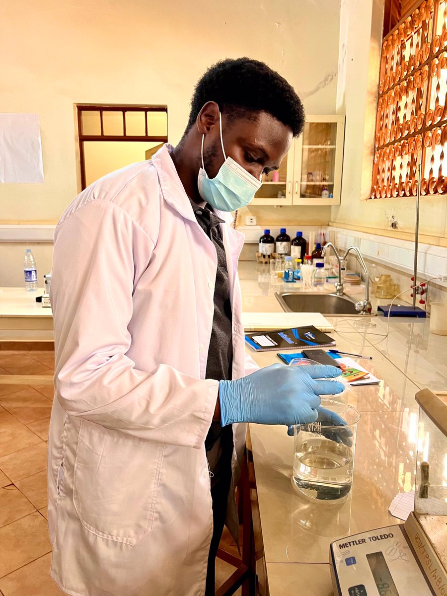 UCU_EngEnvt's tweet image. Wrapping up the week 🧫 🧪 🥼 🔬