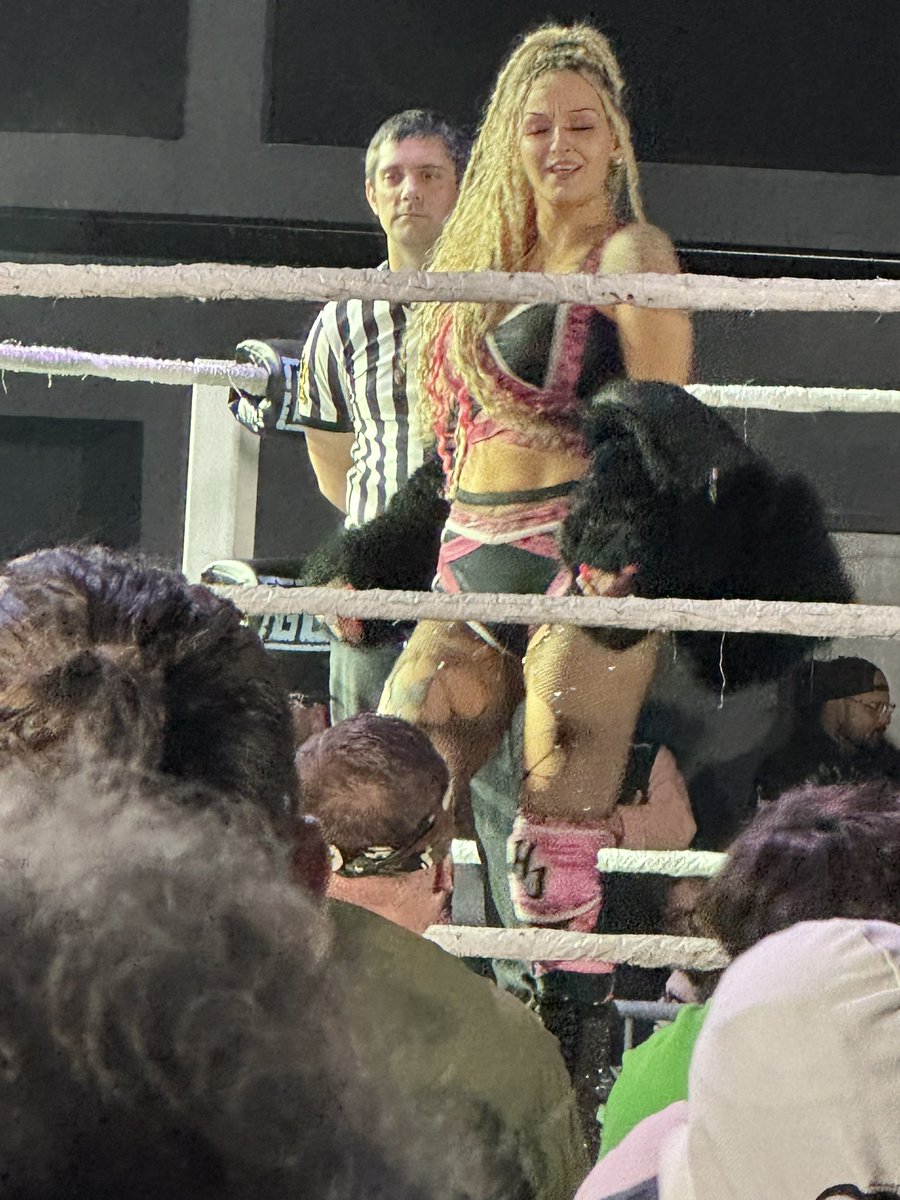 ko3cpod's tweet image. GCW vs JCW
Took a trip to @majesticdetroit to catch some wresting and saw some of our past guests and a WILD show from @RealJCW and @GCWrestling_
#gcw #jcw #juggalochampionshipwrestling #knockoutsand3counts #wrestling #icp #detroit