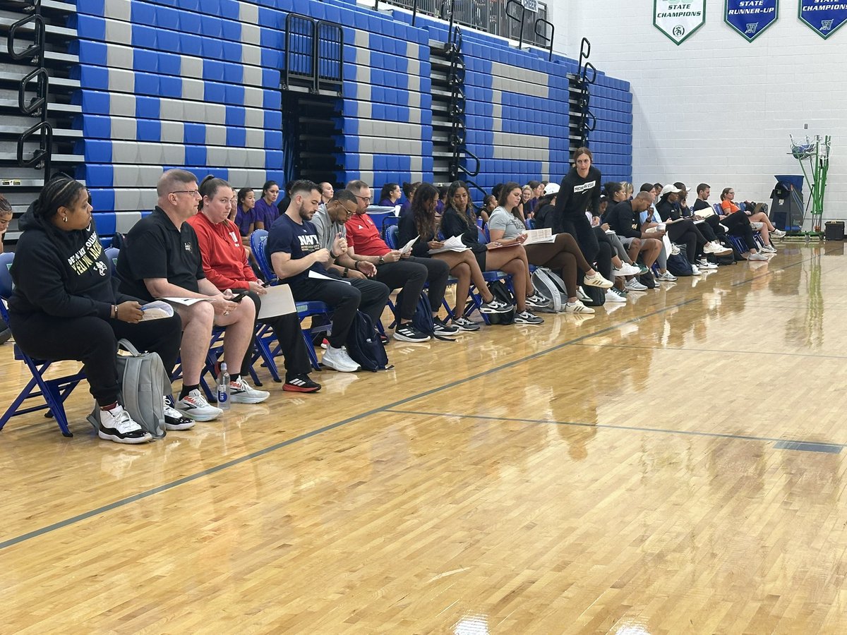 SheHoopsBball's tweet image. We have a one college coach to one player on the floor ratio going on right now at The Talent Show!

#SheHoops