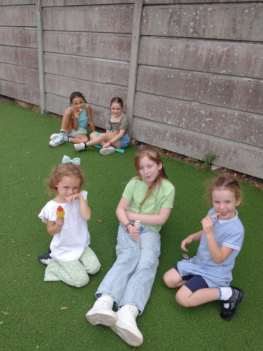 Our Lady of Perpetual Succour Primary School (@olopsprimary) on Twitter photo St Francis celebrated their House Point win this afternoon!
<a href="/OLOLCatholicMAT/">Our Lady of Lourdes Catholic Multi Academy Trust</a> St Francis celebrated their House Point win this afternoon!
<a href="/OLOLCatholicMAT/">Our Lady of Lourdes Catholic Multi Academy Trust</a>