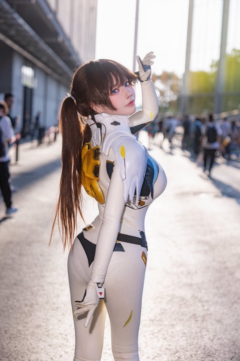 ErokoChiba's tweet image. 白もいい！
#MechaBREAK