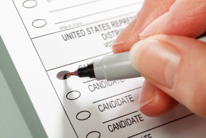 RankMIVote's tweet image. 🗞️ Rank MI Vote in the news!
The Michigan Advance just published a story covering the official launch of our Ranked Choice Voting petition campaign — and the growing grassroots movement behind it.
It’s a great look at why so many Michiganders are stepping up to bring more voice…