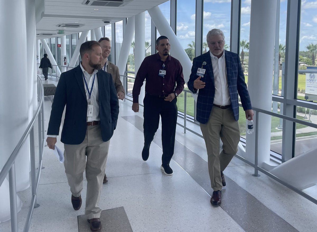 MoffittGR's tweet image. Ned Hance, Director of External Affairs, and Cameron Paul, Deputy Regional Director for @SenAshleyMoody, toured four of Moffitt Cancer Center’s state-of-the-art facilities, gaining insight into the innovative cancer care and research happening in the Tampa Bay region.🧬🔬