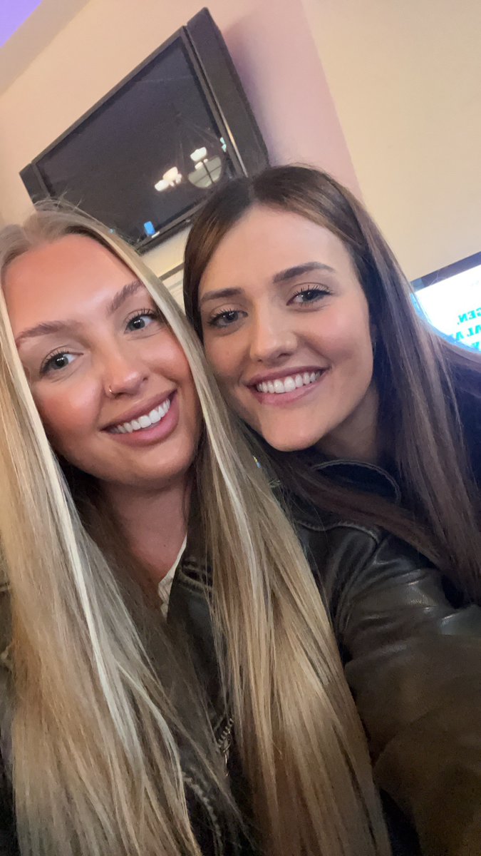 Olivia's 4 year Anniversary at Atkins Search 🥳

Head over to our website to about her experience - atkinssearch.co.uk
#construction #careers #recruitment #work #anniversary