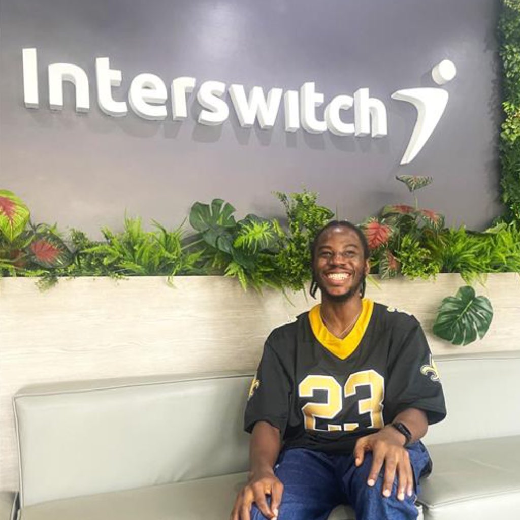 InterswitchGRP's tweet photo. "𝙋𝙡𝙚𝙖𝙨𝙚 𝙘𝙤𝙣𝙨𝙞𝙙𝙚𝙧...𝙤𝙧 𝙧𝙚𝙘𝙤𝙣𝙨𝙞𝙙𝙚𝙧...𝙄 𝙟𝙪𝙨𝙩 𝙡𝙤𝙫𝙚 𝙩𝙝𝙚 𝙘𝙤𝙢𝙥𝙖𝙣𝙮!"
 
This is Ife's #SwitchStory https://t.co/s25MBIMXcI and we're totally here for it! 🌟 

#SwitchStories📖 
#OpportunityMeetsPreparation💪🏽
#ShootYourShot⚽ 
#NeverS20P⏩ https://t.co/vkz3LWEBb9
