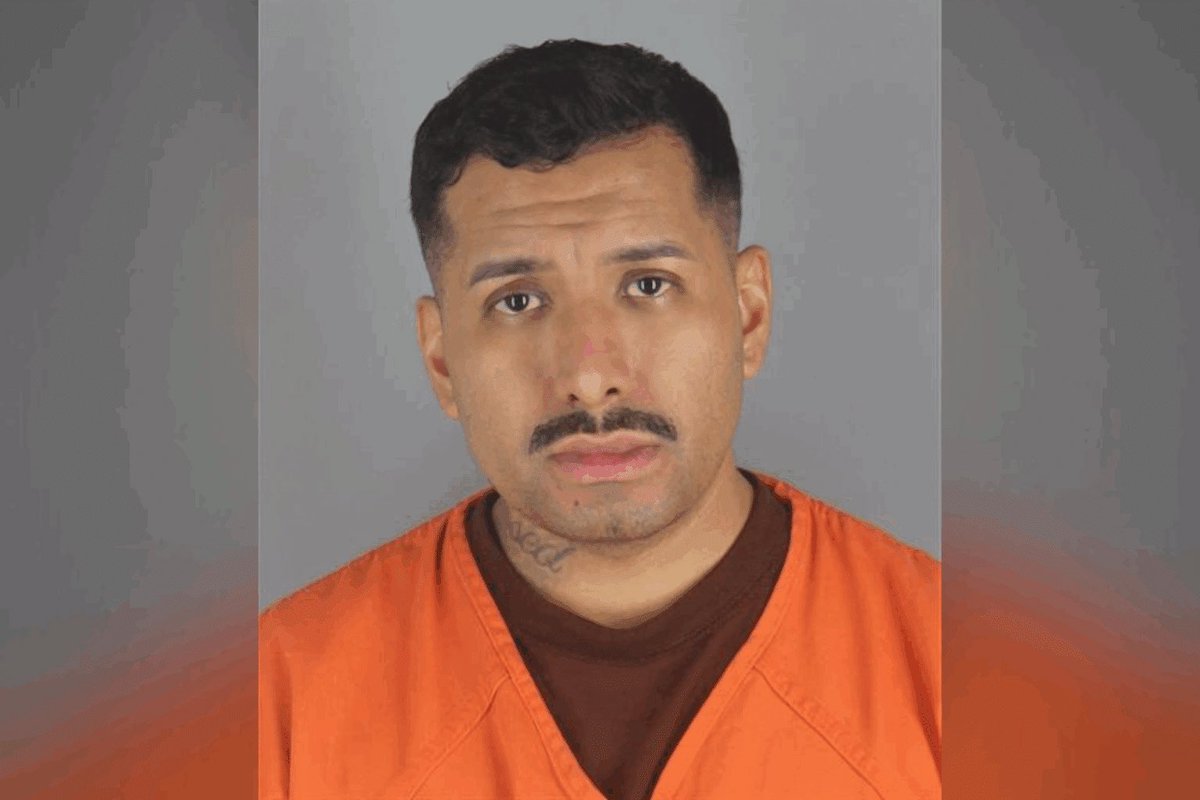 Capitol security officer on leave after posing as undercover cop while drunk with loaded gun

The Minnesota State Patrol confirmed that Cristian Orea, who is also accused of drunk driving, has been placed on leave and stripped of his access to the Capitol complex.
