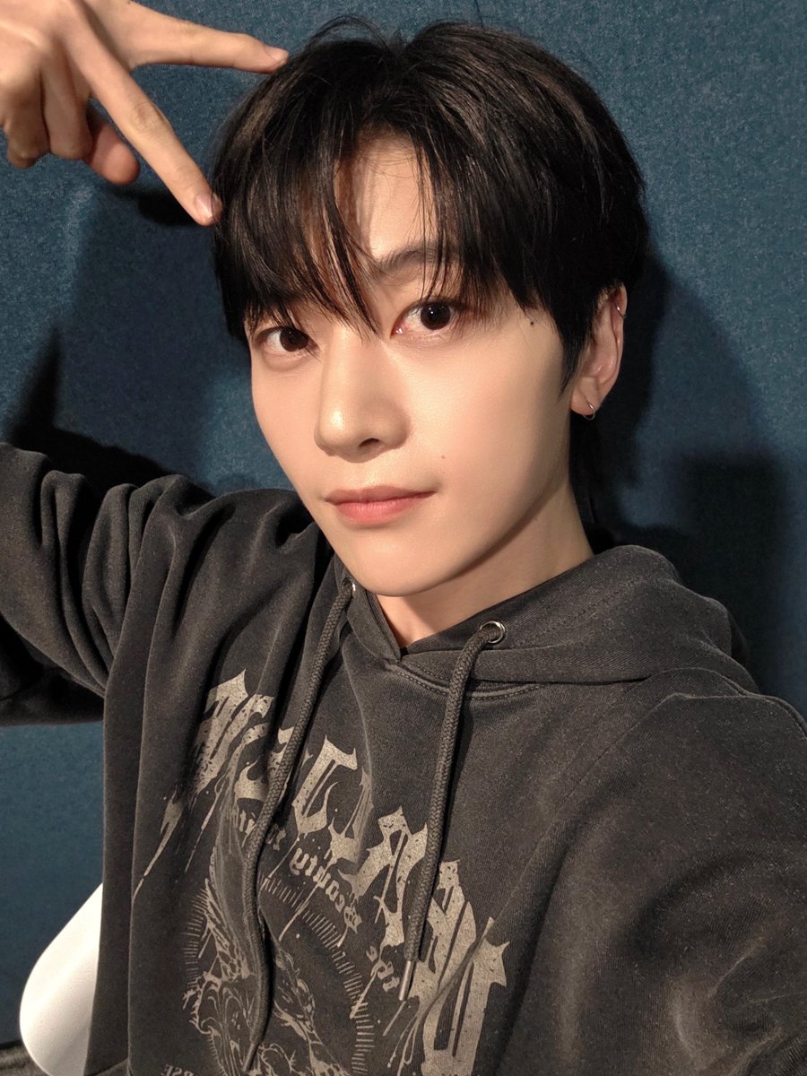 01cradle28's tweet image. 진짜로 사랑해 천년만년 사랑해❗❗❗❗❗