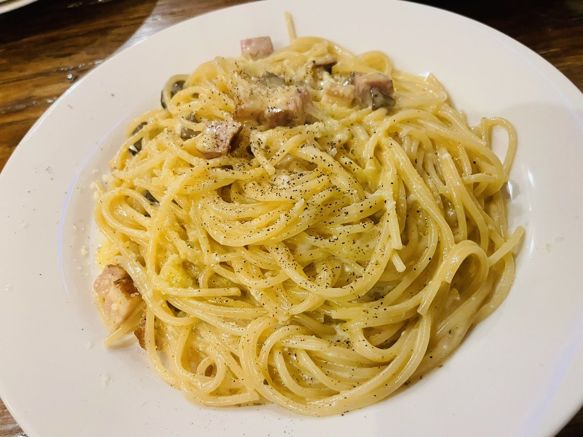 kaedeshida's tweet image. 知人とご飯わず🍽

#GREENTABLE