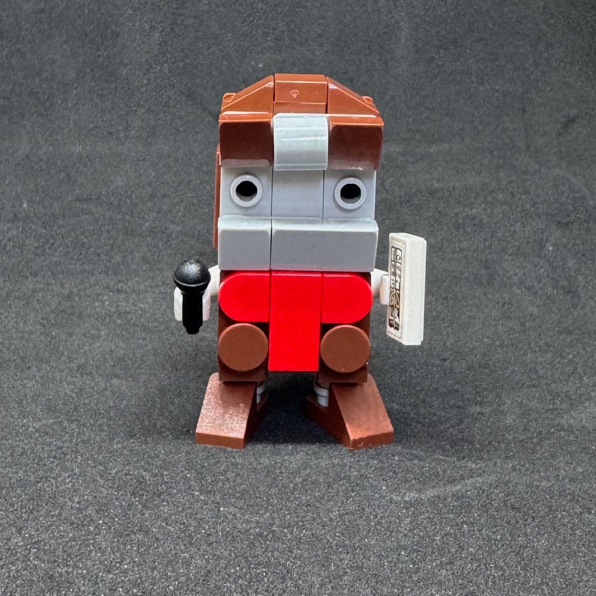 dafttom's tweet image. New Arrival from the Galactic Hyperspace Planning Council!
Introducing… brick-built Prostetnic Vogon Jeltz! Hide your poetry books.

Massive thanks to everyone backing my Hitchhiker’s Guide to the Galaxy LEGO set so far!

ideas.lego.com/s/p:57b5236ec8…