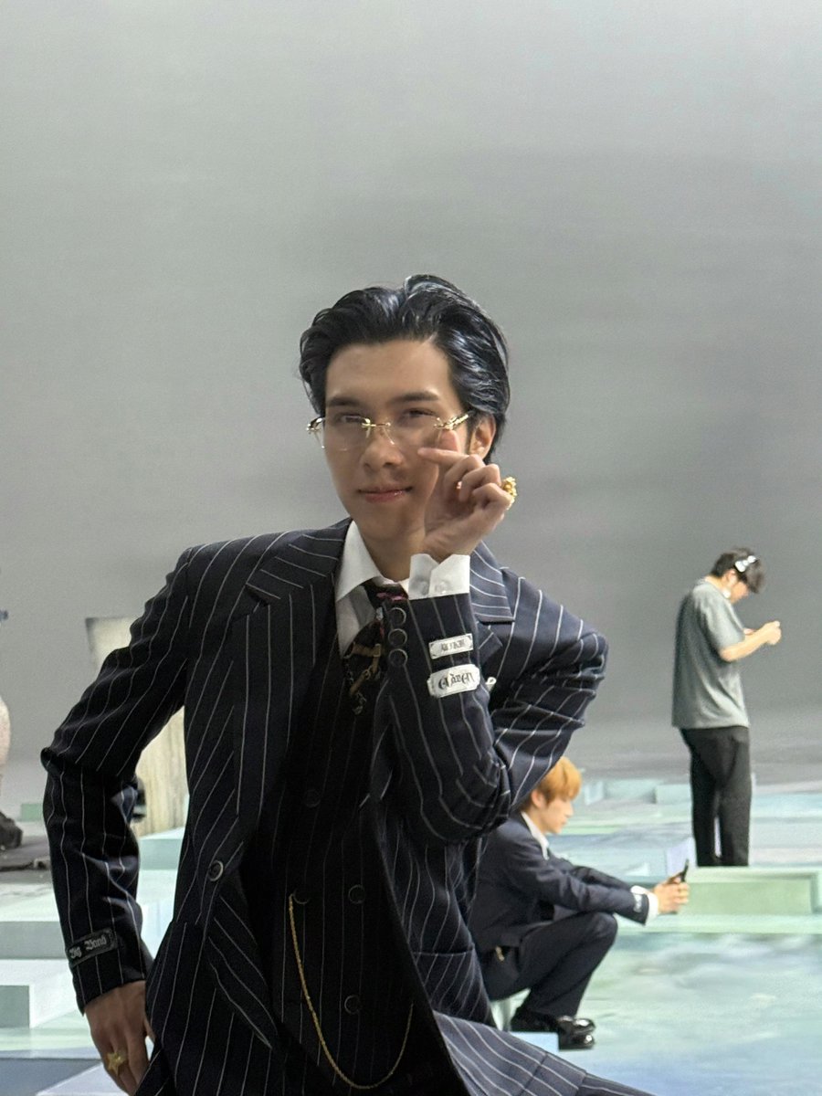 henderypictures's tweet photo. 250718 #HENDERY Instagram update https://t.co/Rtix9kLuc8