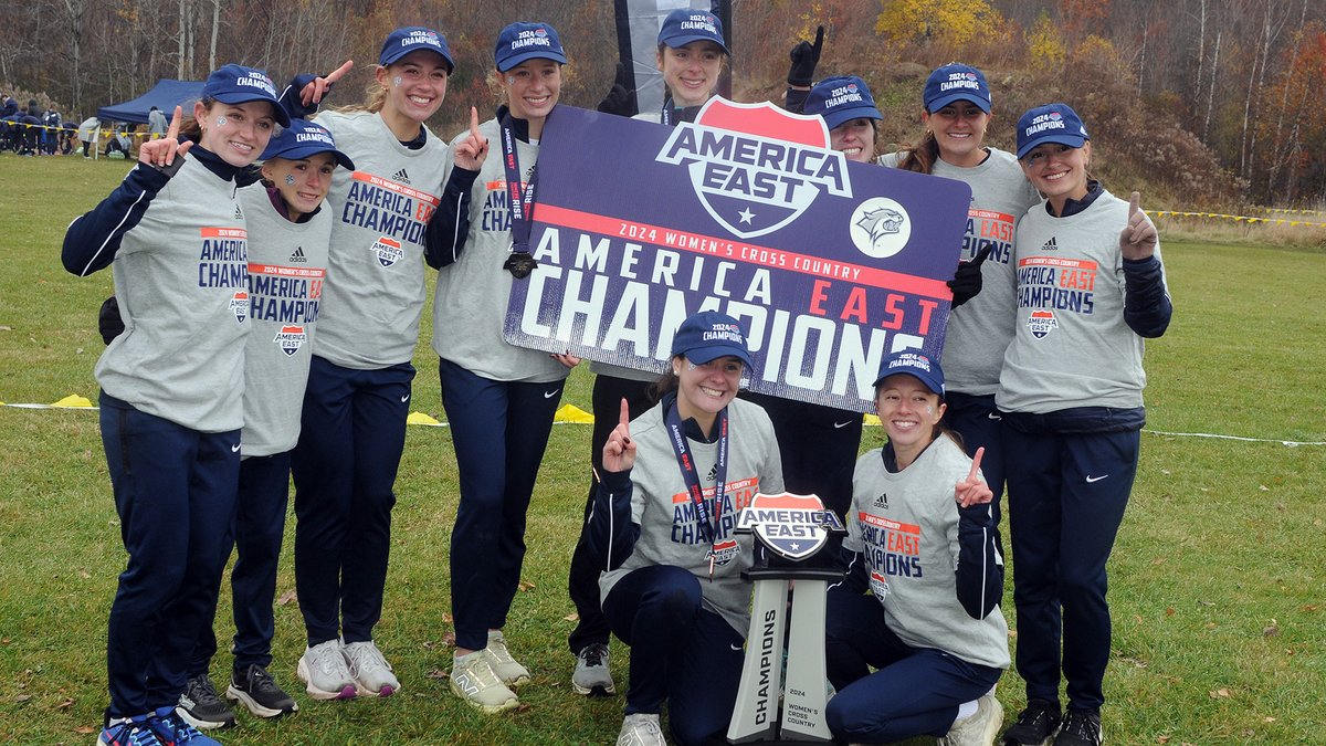 UNHTrackField's tweet image. A perfect 100% of our championship women's XC team made the AE Commissioner's Honor Roll!
Full details ➡️ unh.short.gy/WXCHonorRoll
#BeTheRoar