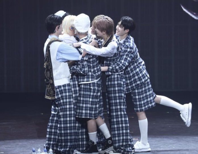 zoooooohehehe's tweet image. i'll be next 2 u for life my nexz~