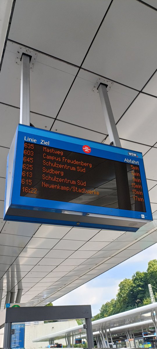 jsaeusebio's tweet image. Painéis informativos da rede Unir em D. João II e acesso à estação Gaia - AV