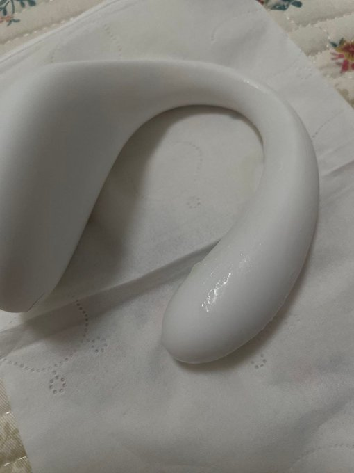 沒有大屌  阿姨只能自慰了 

#小曼  #賴66x89