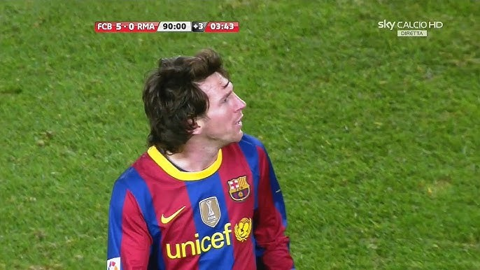 Jajajaja el aura que tiene esta foto, jamás vamos a volver a ver algo igual