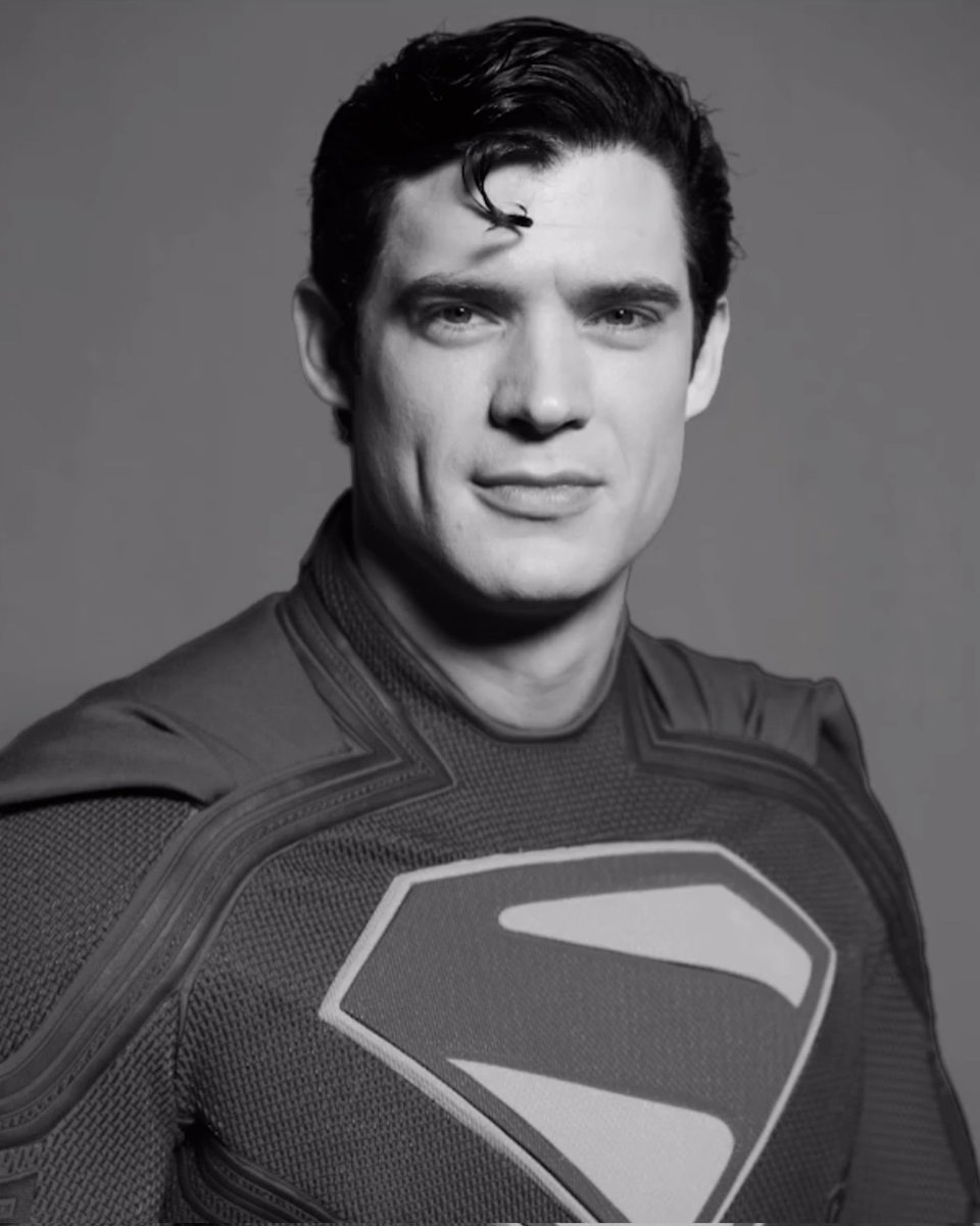 CQuill97's tweet image. These two have the perfect Superman and Lex dynamic. A Superman who just wants to help people and a Lex who is so obssesed with Superman you don't know if he just hates him, wants to be him or wants to be with him.