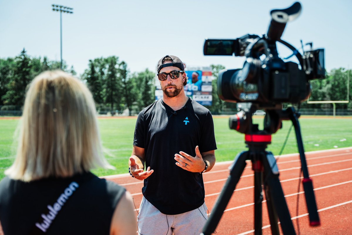 iserman_tv's tweet image. A little behind on the post but a year with @WDAYSports has been a dream. Being able to interview @NFL players to covering high school state championships has been everything & more I could ask for. I’m so excited for the future & to continue telling YOUR stories!