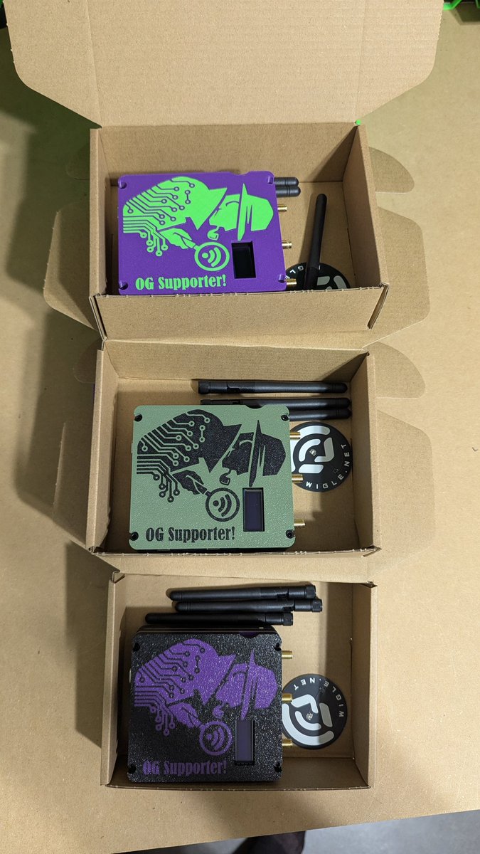 It's time for me to order parts again. In preparation, for the next 15 slim kit orders I will be including a full set of script kitty stickers and 2 never before seen stickers I have come up with. 

I will post here and IG when the deal is over.

463n7.io/products/slim-…