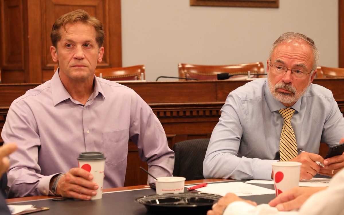 GOPDoctors's tweet image. Yesterday, the GOP Doctors' Caucus hosted @NIHDirector_Jay to discuss the agency’s priorities to improve the integrity of medical research and improve the health of America.
Science has stagnated, life expectancy in the United States is lagging, and American leadership in health…