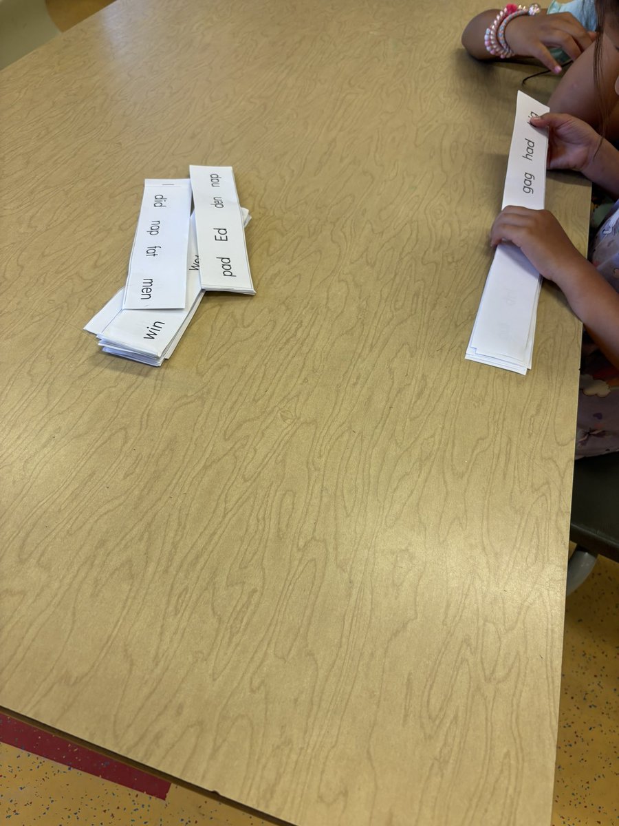 Students from St. Timothy’s <a href="/TCDSBSummerLrn/">TCDSB Summer Learning</a> sharing their “Word Frequency Sheets” learning with me. <a href="/TCDSB/">Toronto Catholic District School Board</a>