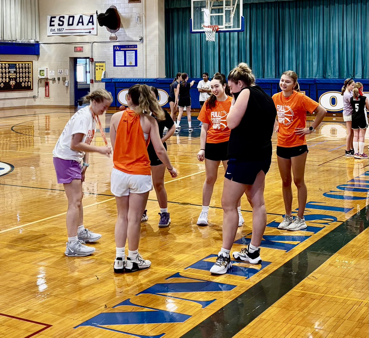 These college women are all FCH alumnas who come back to Give Back to the 🏀 campers.  Our Coaches are the best! #fchfam