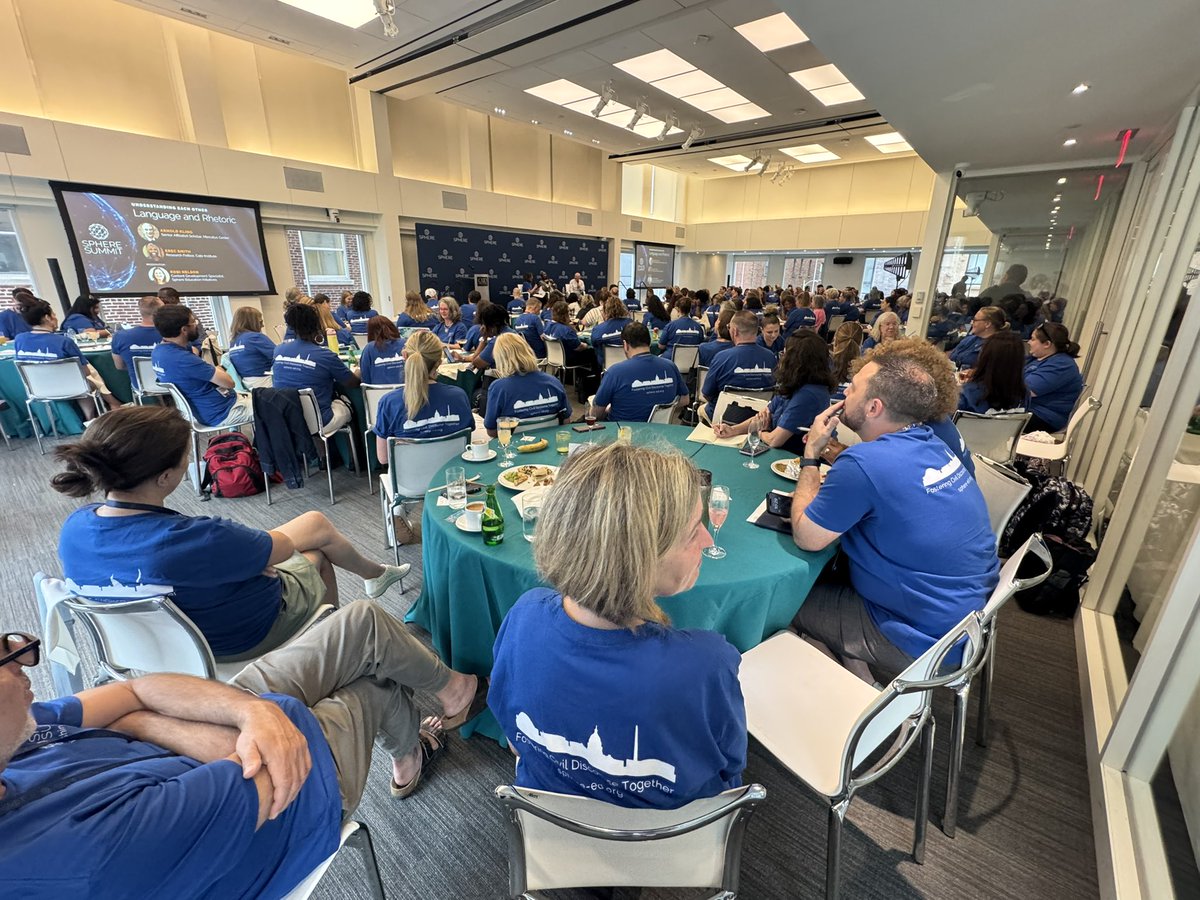 AllanCarey9's tweet image. The last day of Sphere Summit brings a sea of blue shirts and goodbyes. But also a tidal wave of empowered teachers heading back to schools armed with knowledge and tools to advance a culture of civil discourse. @SphereEdIn