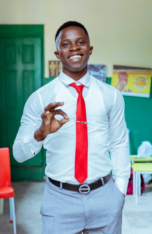 Jodi a se anivèsè Jameson Walne. Ede nou swete l bòn fèt ! 🎂 #joyeuxanniversaire #lajenès #espwa #baskètbòl #Ayiti #BALAyiti
---
Today is Jameson Walne’s birthday. Please help us wish him a happy birthday! 🎂 #happybirthday #youth #hope #basketball #Haiti #BALHaiti