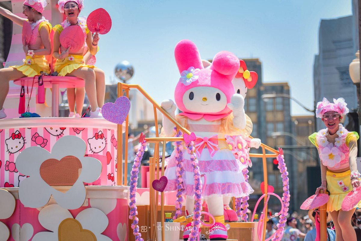 MagicalMickeyS's tweet image. 季節始まりやイベントが多い時期はフォロワーさまが増えるタイミングですので☀️

当アカウントは感覚的にユニバ70%, ディズニー20%, 他10%ぐらいで投稿しておりまして…
とくにUSJのシーズナルを中心に雑多に取り扱うアカウントとなります✏️

(つづく)