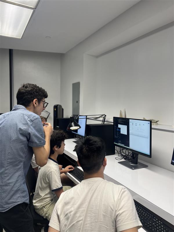 cusummerstem's tweet image. Innovation was everywhere today— students engineered vessels in OnShape, explored sustainable design on Governor's Island, coded with interrupts, and turned commute data into colorful charts. Our students are pushing boundaries and building the future, one project at a time!