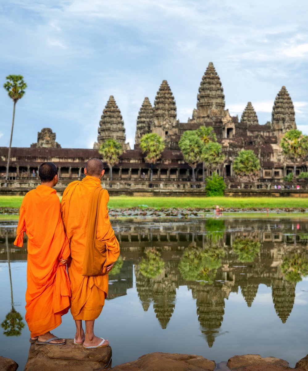 TexasExes's tweet image. Visit Cambodia and Vietnam with your fellow Longhorns! See the mystical ruins of Angkor Wat, colorful temples and monasteries along the Mekong, and bustling food markets. Experience this rich culture and natural beauty! → travel.texasexes.org/cruise-cambodi…