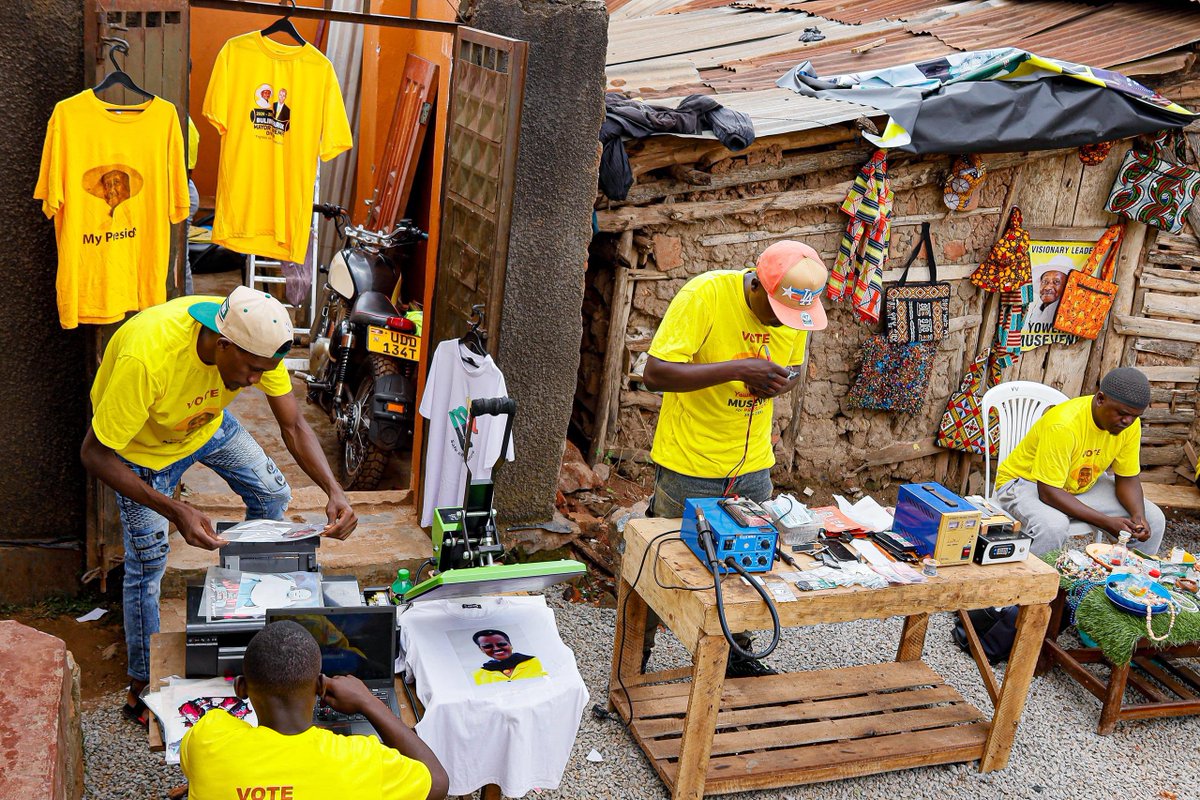 KagutaMuseveni's tweet image. This afternoon, I continued my PDM tour in Kampala by visiting the Ghetto structures in Kawempe, where the community members are engaged in various activities funded by their SACCOs. It is encouraging to see the progress they have made and how their lives are improving.
We will…