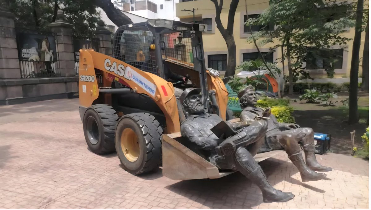 cossiom's tweet image. Fidel Castro and Che Guevara are consigned to the "dustbin of history," from where they should never have left. Their statues are finally removed from a park in Mexico City (🎶 México lindo y querido). @AlvaroenMarti @MarioJPenton @MarcellMiami