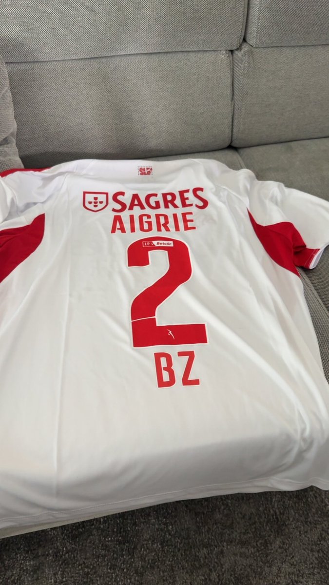 greg95420's tweet image. Le maillot que jโai fait a ma soeur la reprรฉsente tellement bien โจ