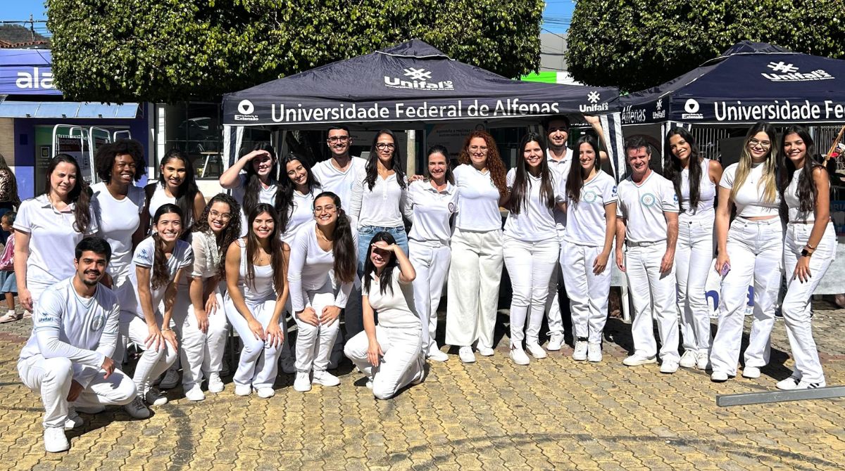 🦷 A UNIFAL-MG realizou, em Serrania-MG, o evento “A saúde mais perto da população: ações de prevenção e promoção da saúde bucal”.  

Leia a matéria na íntegra: unif.al/n5ad6