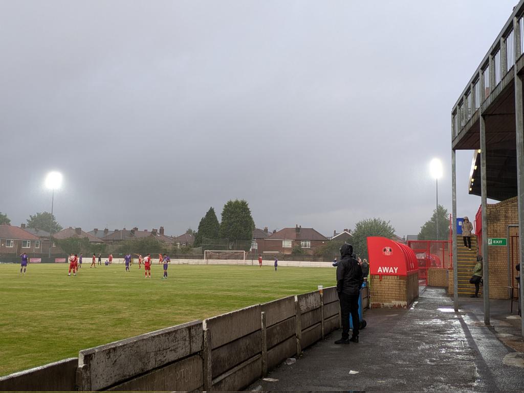 This week's #floodlightfriday from The Butchers Arms - Droylsden FC.