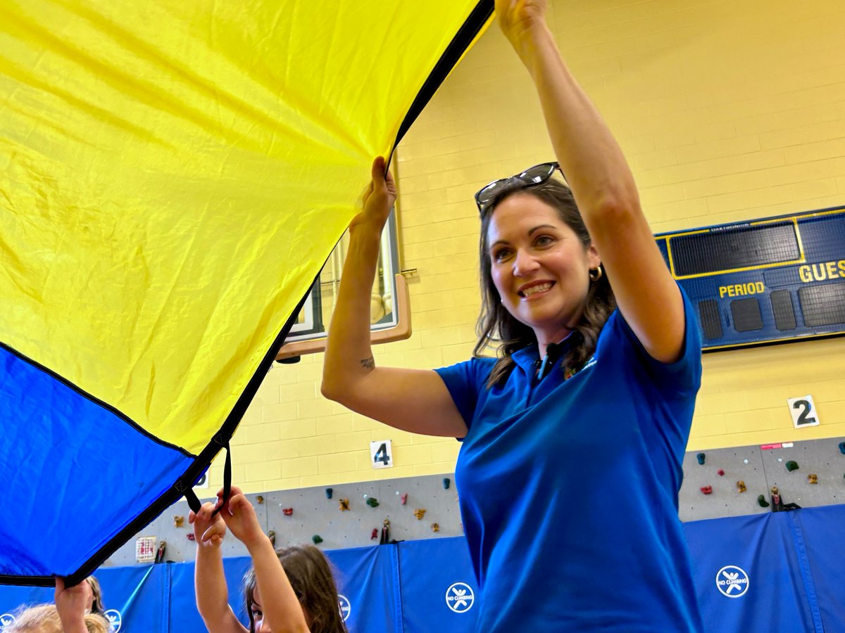 FredCountyExec's tweet image. Happy Park & Recreation Professionals Day! I'm celebrating the incredible individuals at @fcrecreater who make our community healthier, more active, and connected. I visited one of our awesome summer camps, saw our rec staff in action, and read a book to our younger campers!