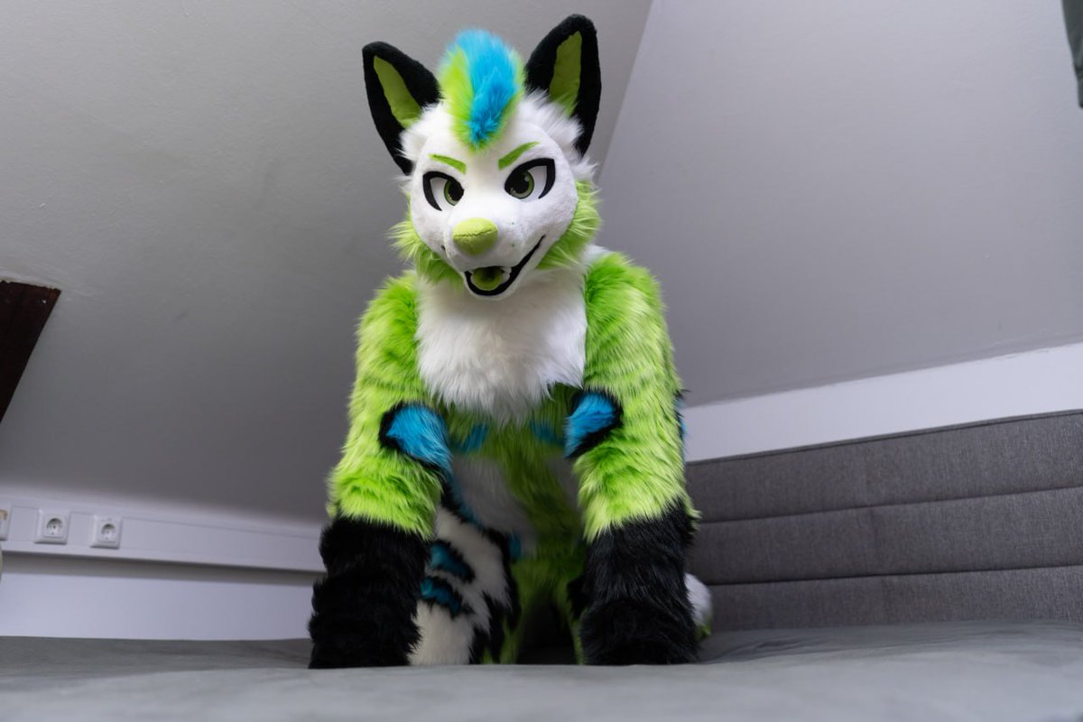 Well, gonna join me in here or not?😋
📷: <a href="/SergalSky/">SkySergal</a>
🪡🧵: <a href="/Sasa_Creations/">Sasa Creations🌸🔜Furciety</a>