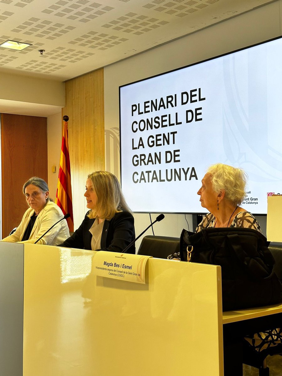 monicambravo's tweet image. 👴🏻👵🏻 Hem avançat en polítiques per a la gent gran, però encara en volem fer més. Perquè la manera com afrontem l’envelliment defineix la societat que som.

➡️ Avui he participat en la cloenda del plenari del Consell de la Gent Gran de Catalunya. Gràcies pel compromís i la…