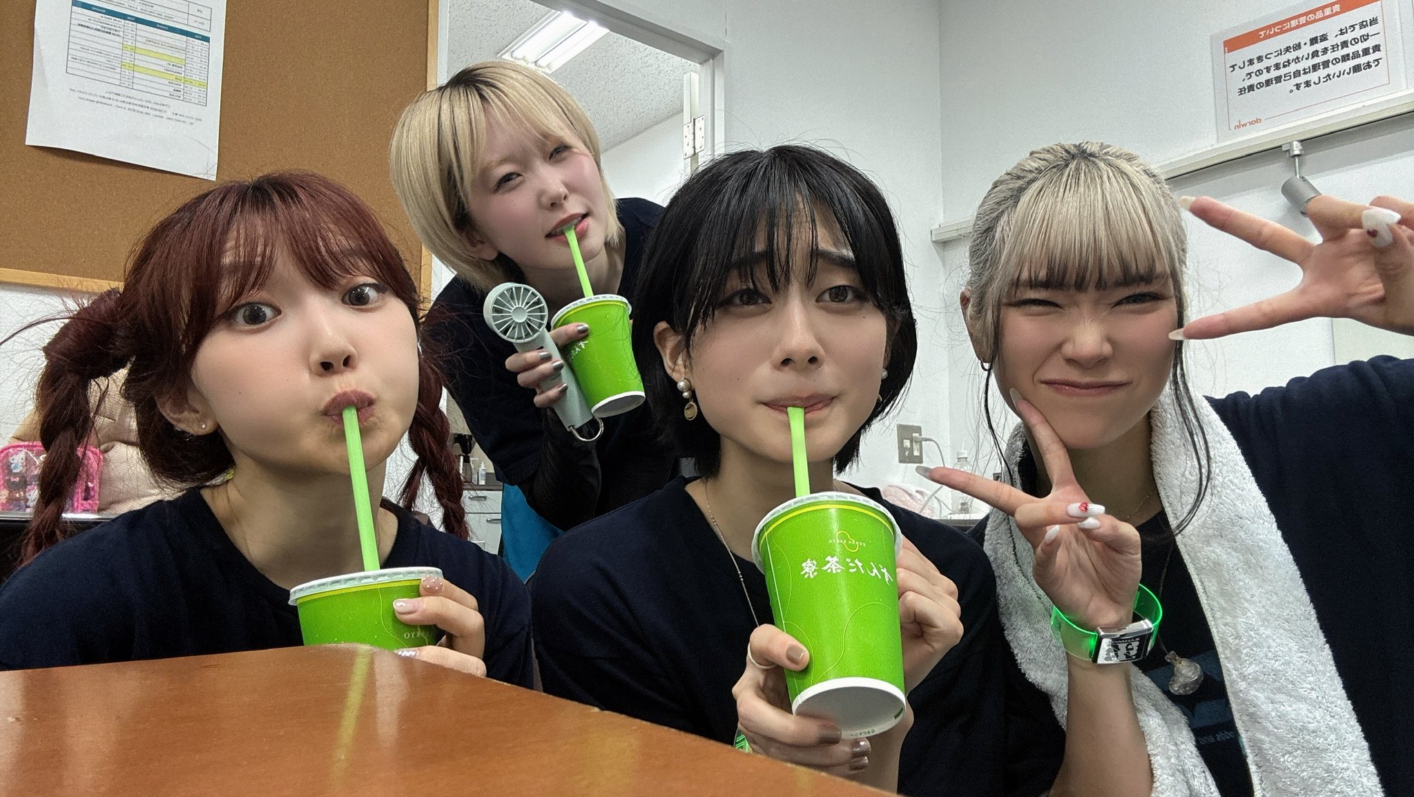 mayu (@mayu_ExWHYZ) / X